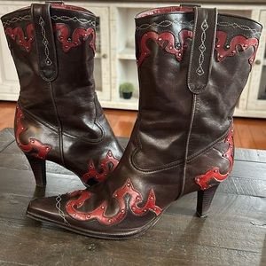 ANTONIO MELANI WESTERN BOOTS. Size 8 used.